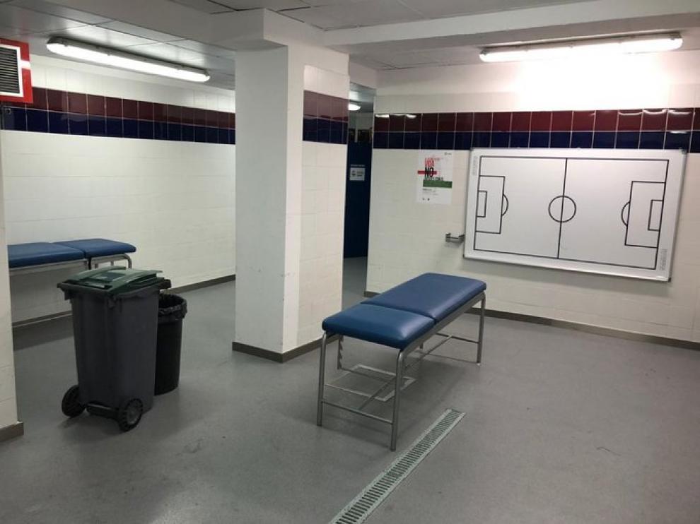 Así dejó el Deportivo el vestuario visitante en El Alcoraz.