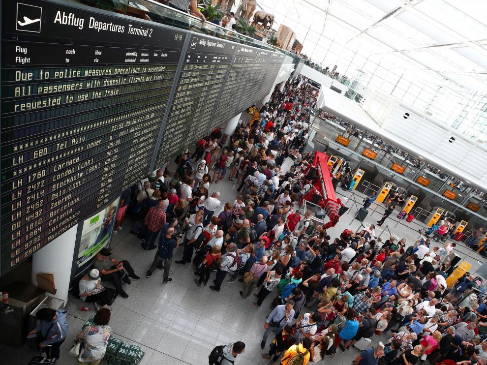 Largas colas en el aeropuerto de Munich tras el suceso