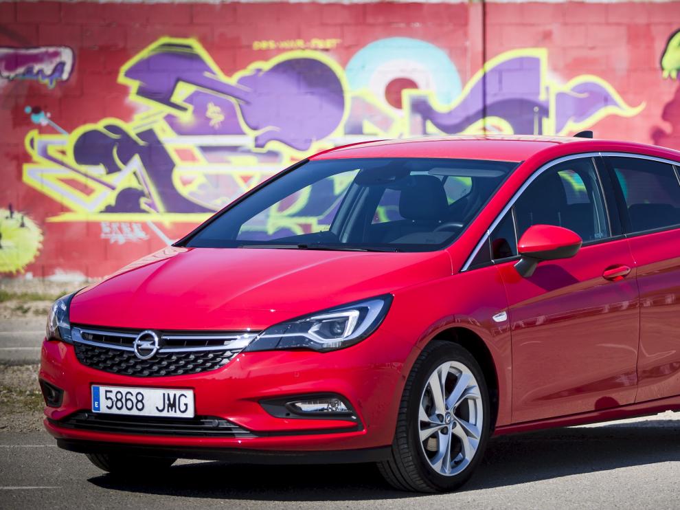 Pruebas del nuevo Opel Astra en una imagen de 2017.