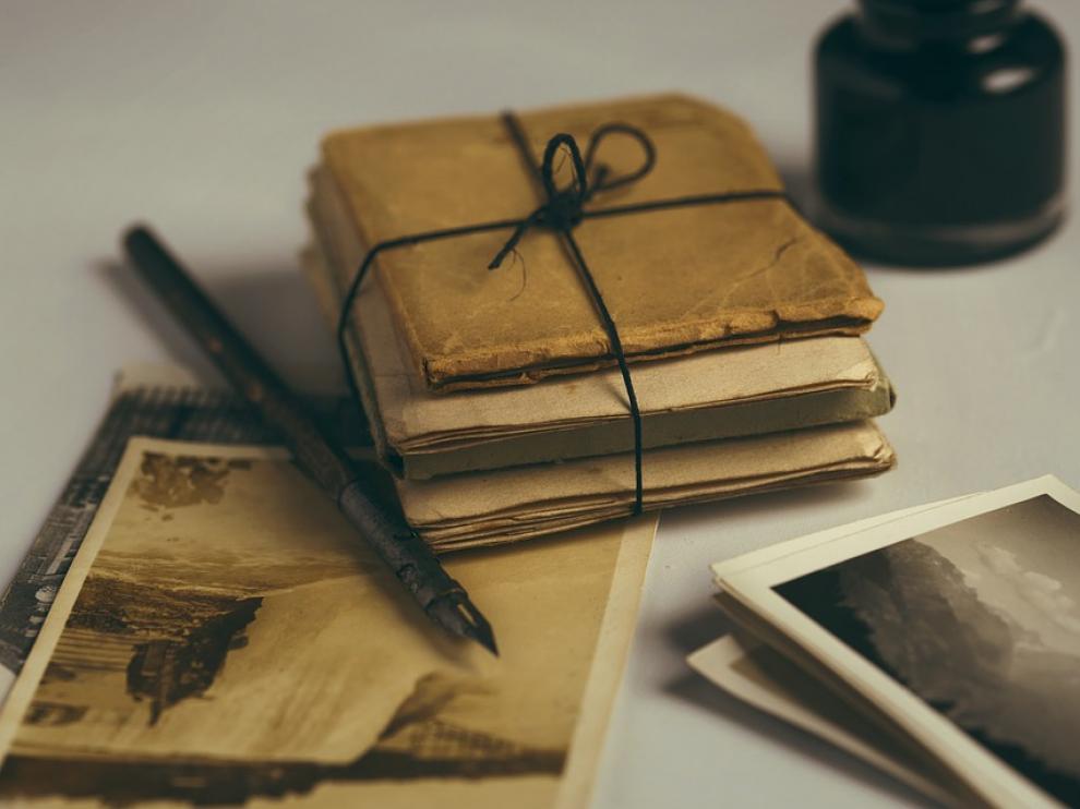 Foto de archivo de cartas antiguas