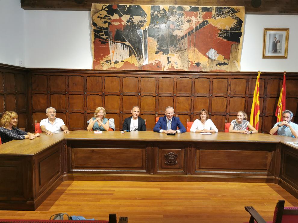 Pleno del Ayuntamiento de Biescas en el que Luis Estaún ha ratificado su dimisión como alcalde.