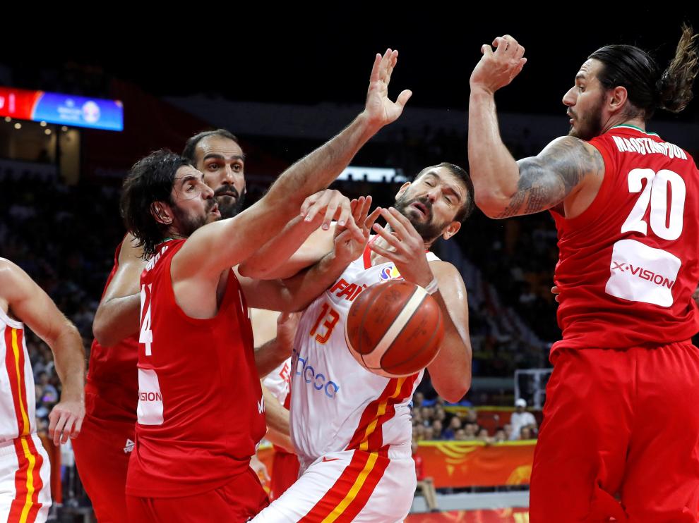 España gana a Irán y pasa a la siguiente fase del Mundial.