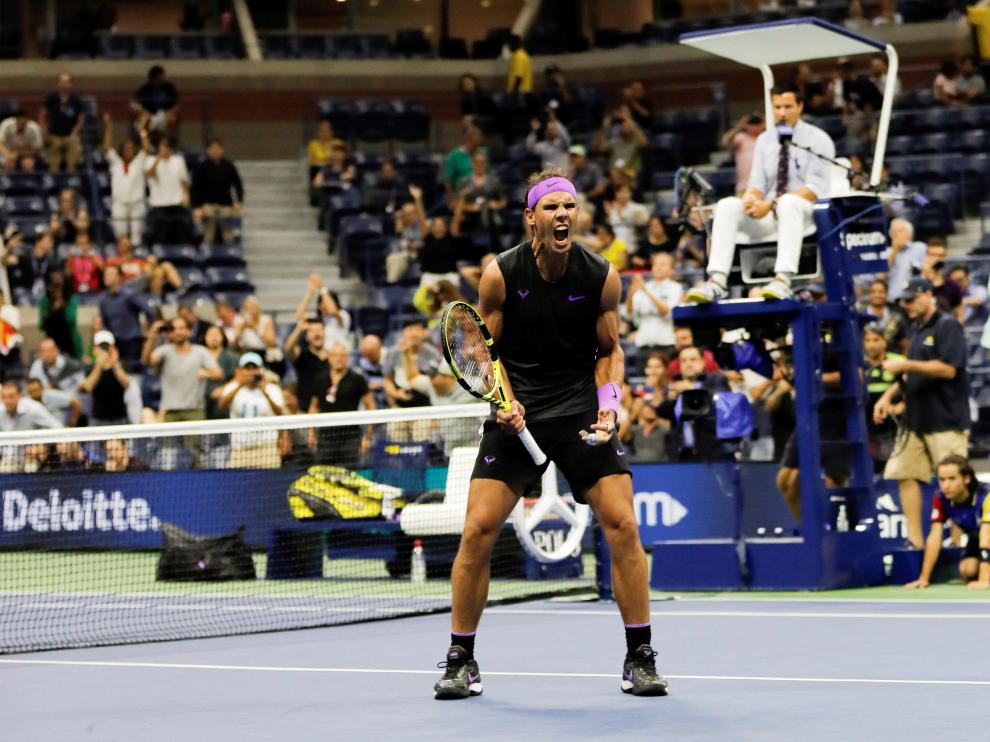 Rafa Nadal celebrando un punto durante el partido