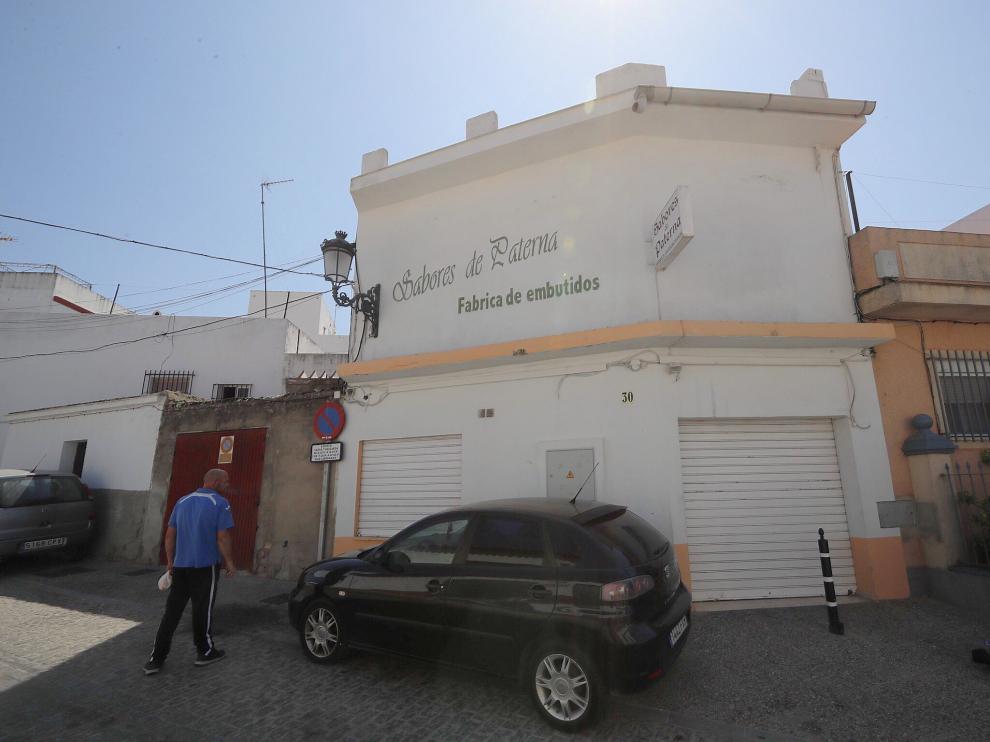 Fábrica de Paterna de Rivera (Cádiz) donde se han encontrado evidencias de contaminación de la carne mechada