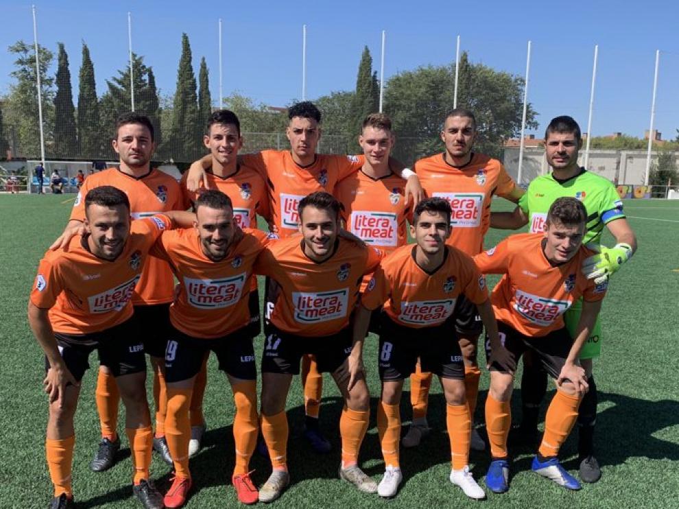 Once inicial del Binéfar en el campo del Valdefierro.
