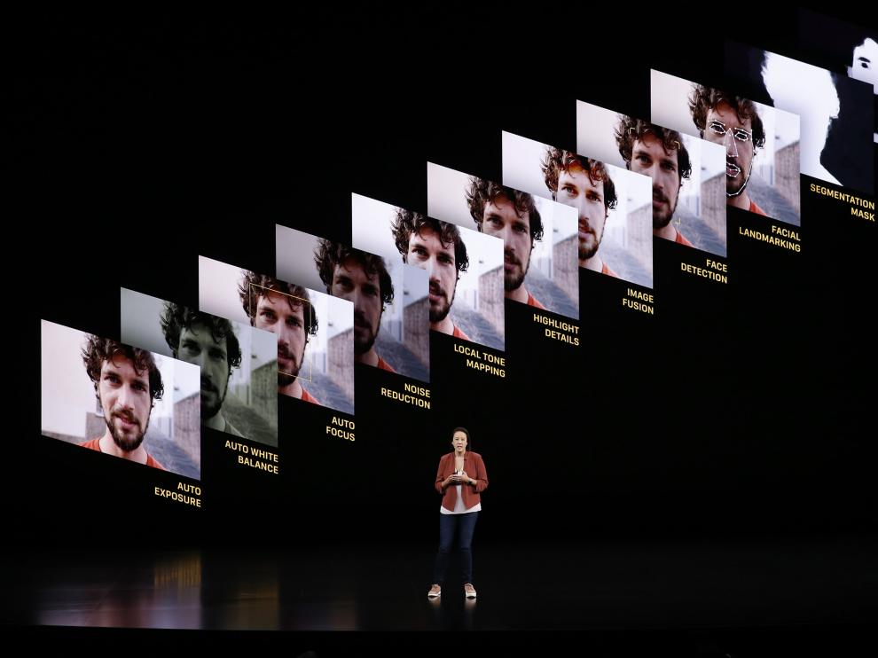 Cupertino (United States), 10/09/2019.- Apple Vice President of worldwide iPod, iPhone, and iOS product marketing Greg Joswiak speaks during the Apple Special Event in the Steve Jobs Theater at Apple Park in Cupertino, California, USA, 10 September 2019. (Estados Unidos) EFE/EPA/JOHN G. MABANGLO Apple Special event at Apple Park
