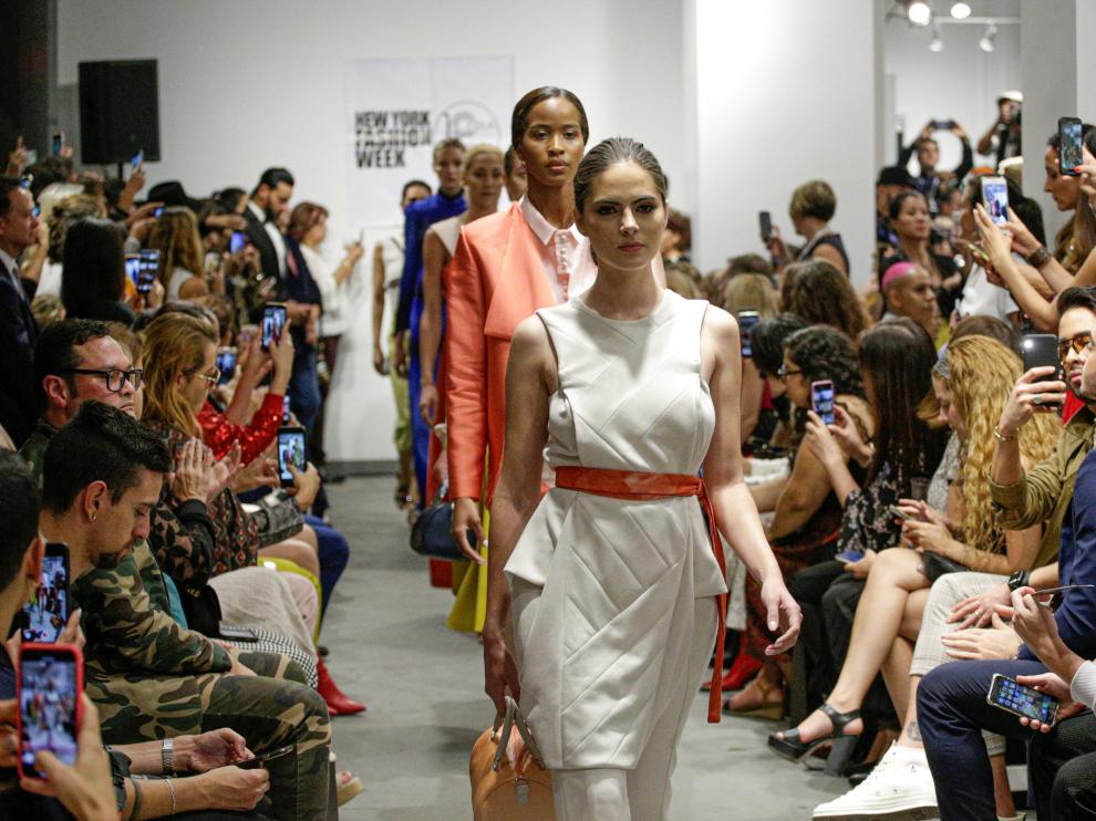 Modelos de Anhelébloom en la pasarela neoyorquina.