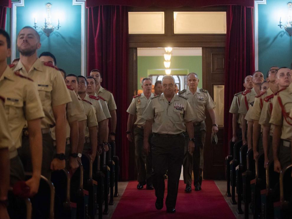 El Jefe de Estado Mayor del Ejército de Tierra, general Francisco Javier Varela, en el aula magna de la Academia General Militar para pronunciar una conferencia para los cadetes.