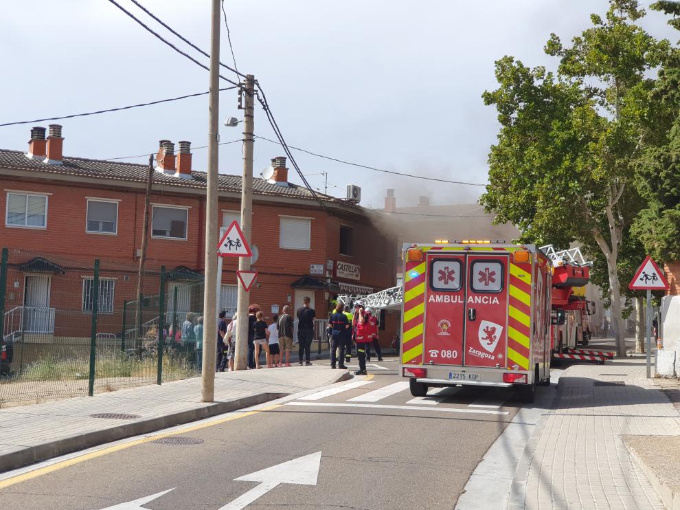 Pequeño incendio en la panadería Castilla, en Miralbueno.