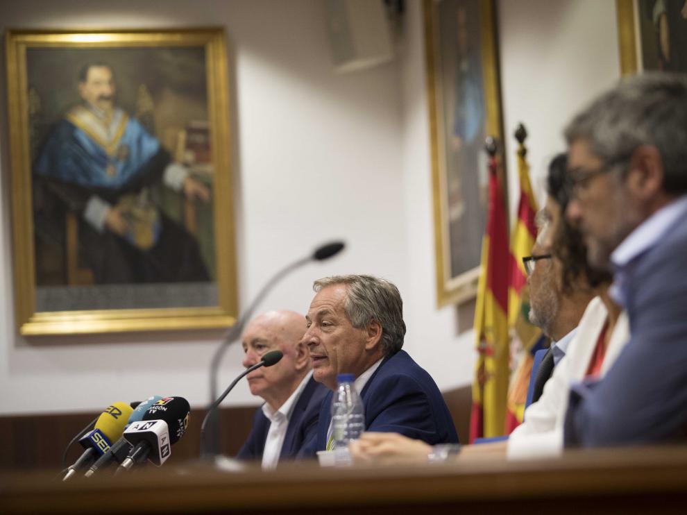 Un momento de la presentación de los másteres de referencia de la Universidad de Zaragoza, este viernes, en la Facultad de Ciencias.