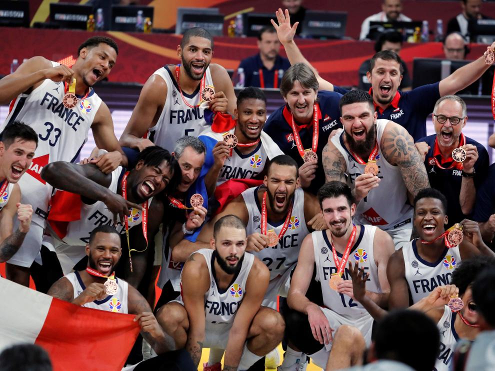 Francia repite bronce tras remontar a Australia