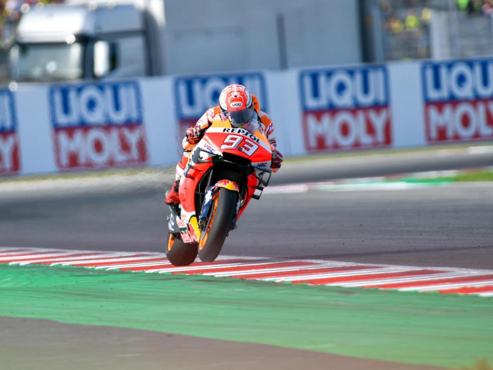 Misano Adriatico (Italy), 15/09/2019.- Spanish MotoGP rider Marc Marquez of Repsol Honda Team in action during the warm-up before the Motorcycling Grand Prix of San Marino and Riviera di Rimini at the Misano Circuit in Santa Monica-Cella, northern Italy, 15 September 2019. (Motociclismo, Ciclismo, Italia) EFE/EPA/ALESSIO MARINI Motorcycling Grand Prix of San Marino