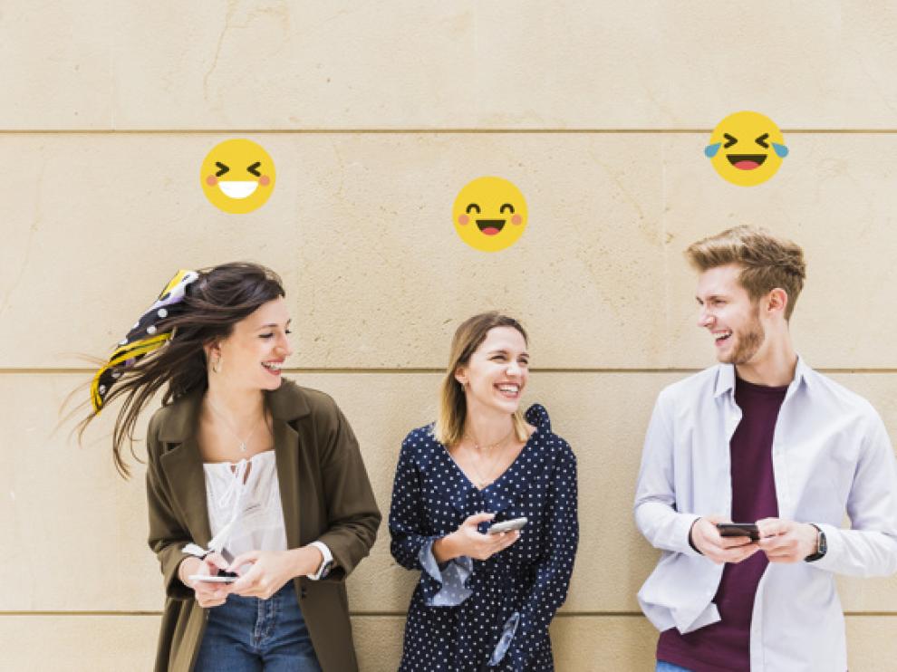 Movil emoticonos reír