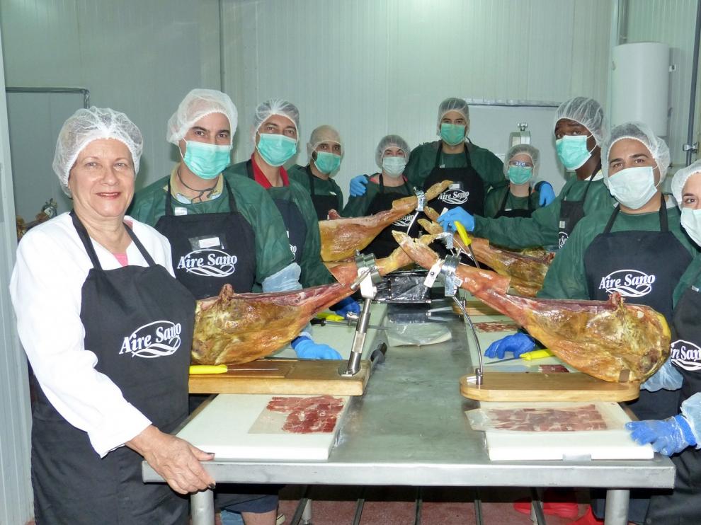 Curso de cortadores de jamón en la empresa Aire Sano.