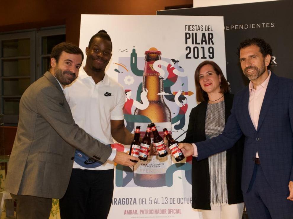 Presentación de la edición especial de Ámbar por las Fiestas del Pilar.