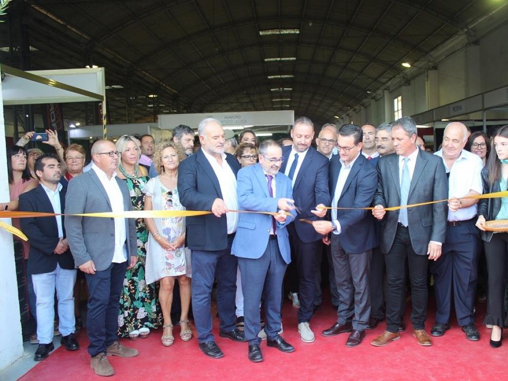 Corte de cinta oficial que ha dado por inaugurada la edición de Femoga 2019.