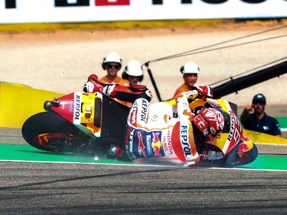 Marquez lidera con autoridad la primera jornada de entrenamientos del Gran Premio de Aragón de Moto GP.