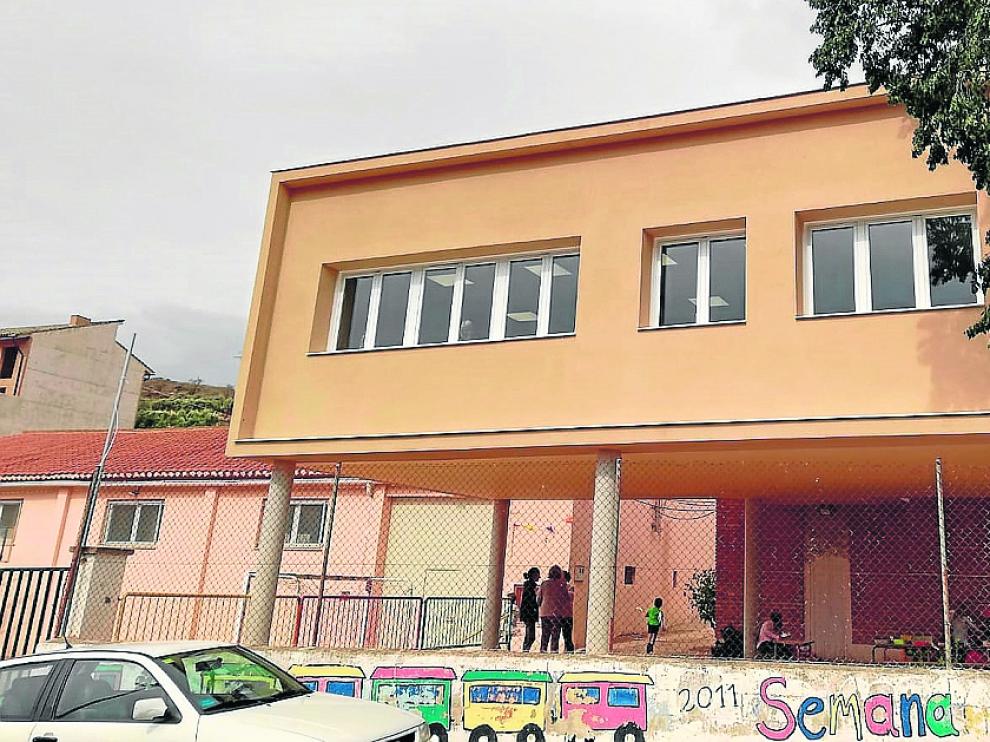 La ampliación del colegio de Lledó, en primer término, al arrancar el curso.