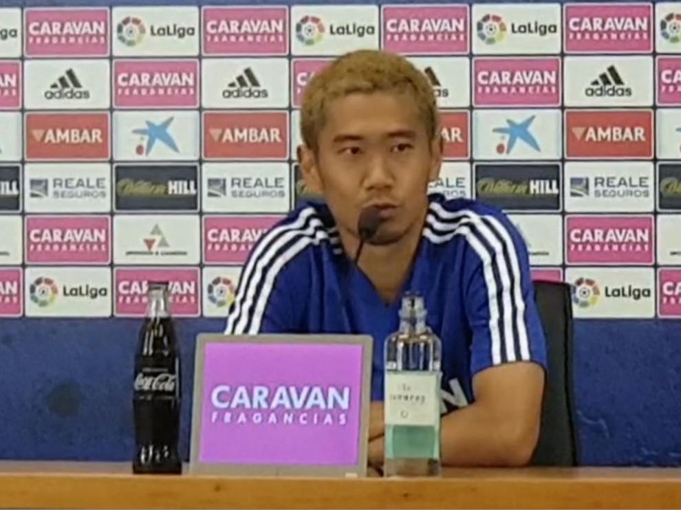 Kagawa, al mediodía de este jueves, en su comparecencia ante la prensa en La Romareda.