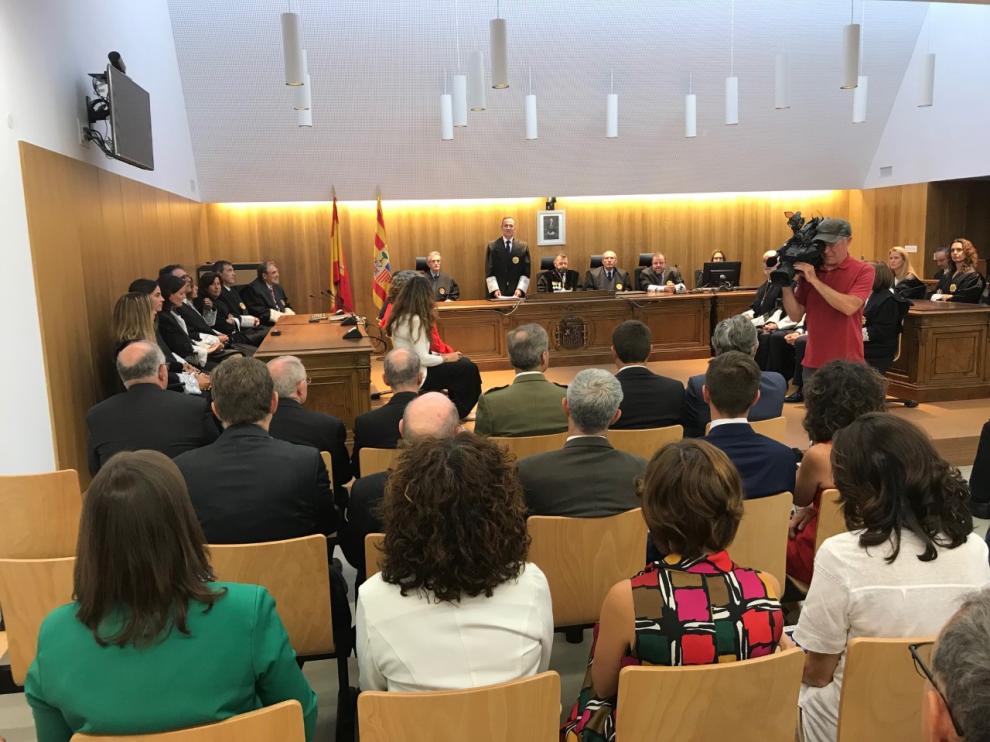 El fiscal jefe, Juan Baratech, durante su intervención en el a acto de apertura del Año Judicial de Huesca.