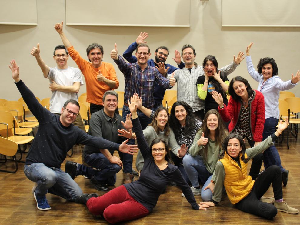 Participantes del cuarto taller de monólogos científicos, impartido por Encarni Corrales.
