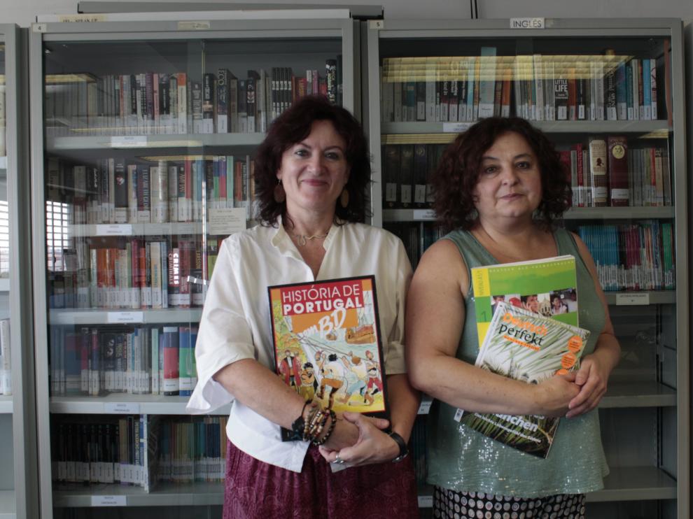 Julia Jiménez, directora del Cnetro Universitario de Lenguas Modernas de Zaragoza, y Lourdes Eced, profesora de portugués.