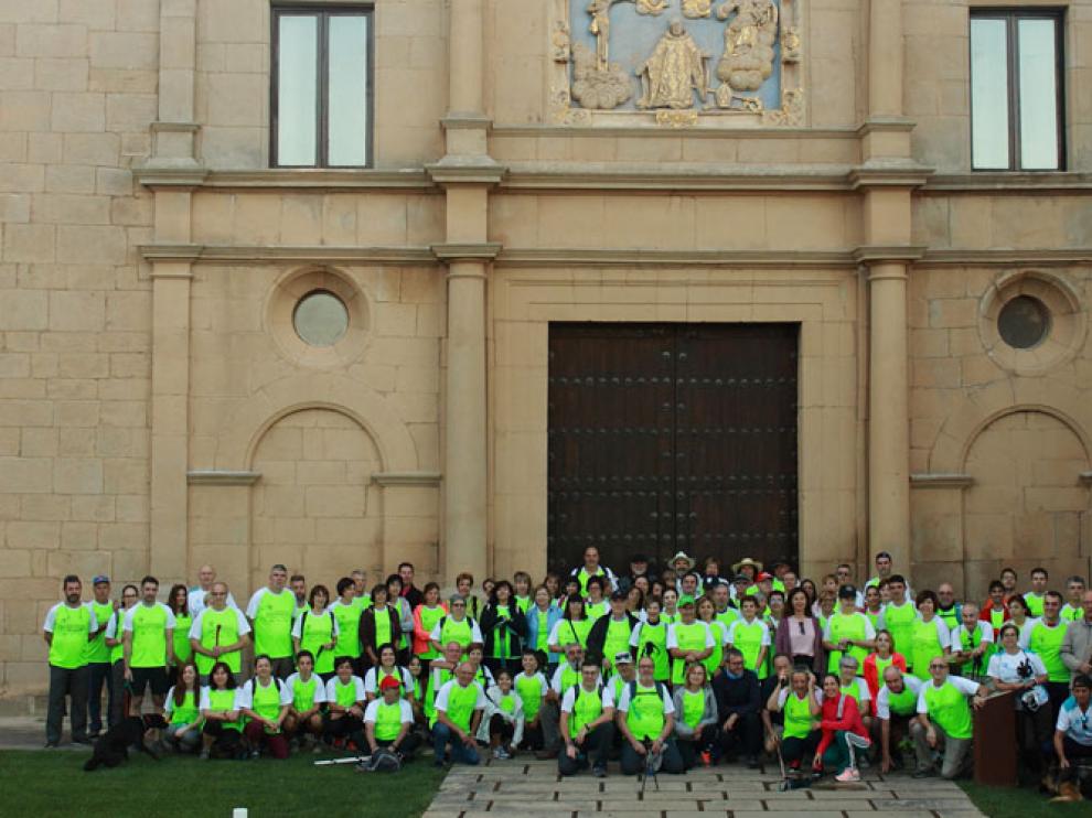 Foto de familia de los participantes en la marcha el pasado sábado.