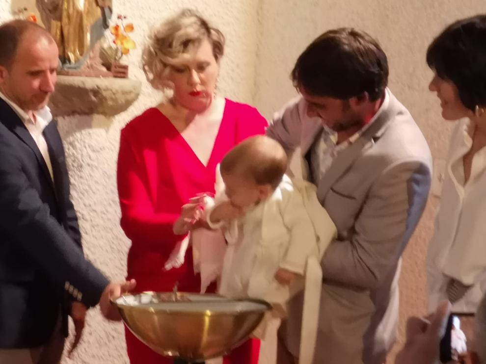 El bautizo de Sara, en Urdués.