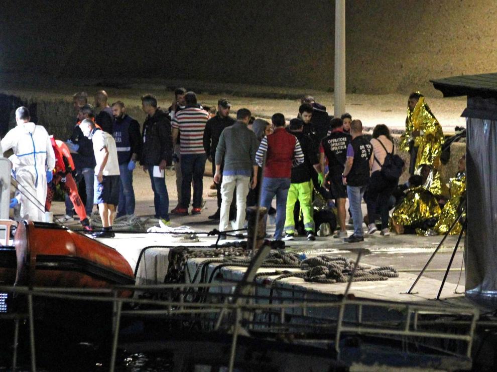 Rescate de migrantes en Lampedusa.
