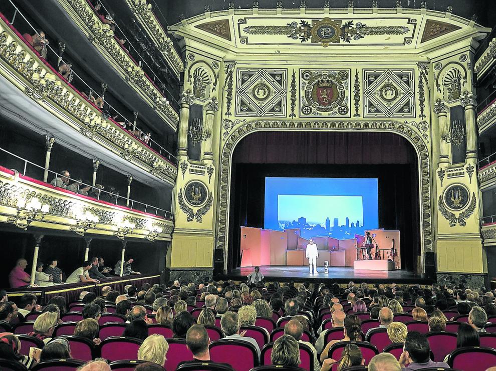 Las butacas del Teatro Principal se están llenando estos días para ver la obra 'Sálvese quien pueda', de los actores de 'Oregón Televisión?