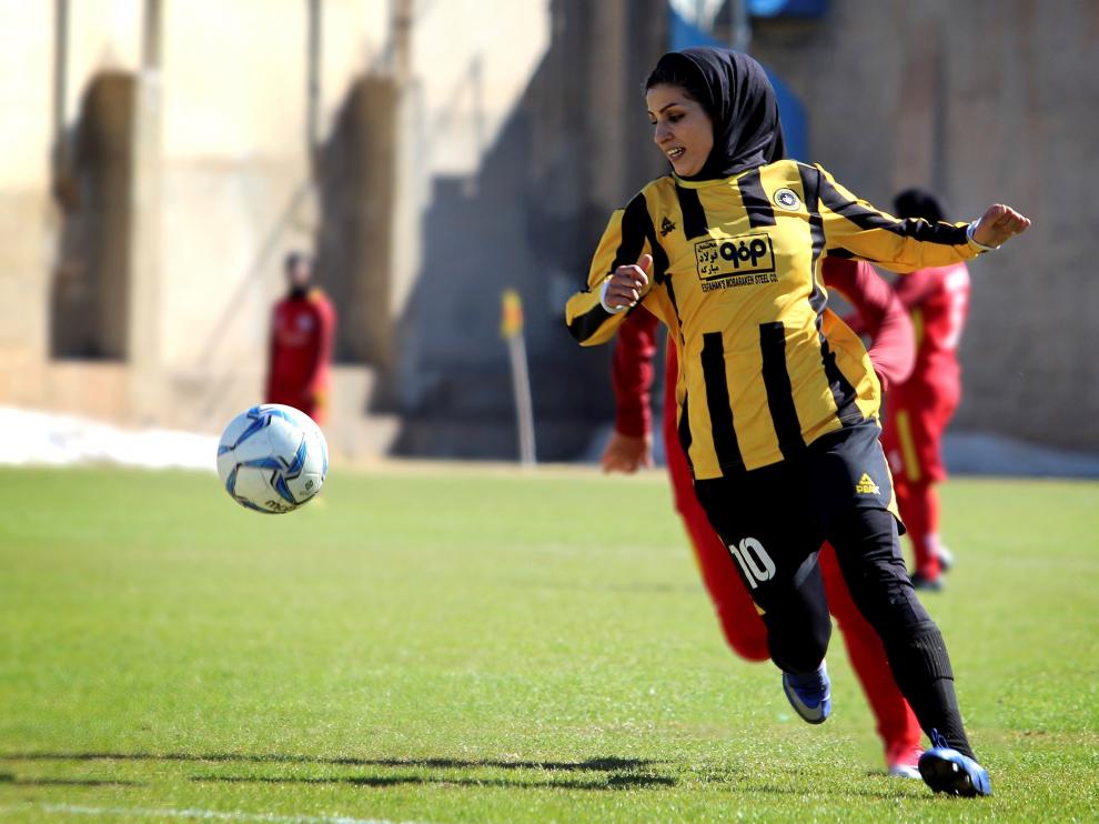 Forugh Murí, jugadora de la selección iraní.
