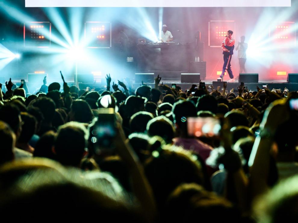 Don Patricio hizo bailar este martes por la noche al Espacio Zity con sus ritmos gamberros que mezclan estilos como el 'trap' y sus raíces canarias. Las entradas solo costaban 15 euros lo que favoreció la afluencia de sus incondicionales.