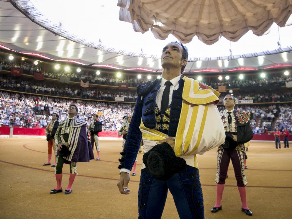 El Cid se despidió en Zaragoza de las plazas españolas.