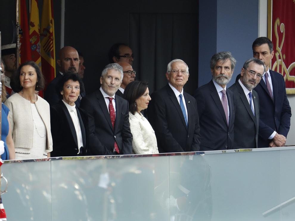Los Reyes presiden el desfile del Día de la Fiesta Nacional