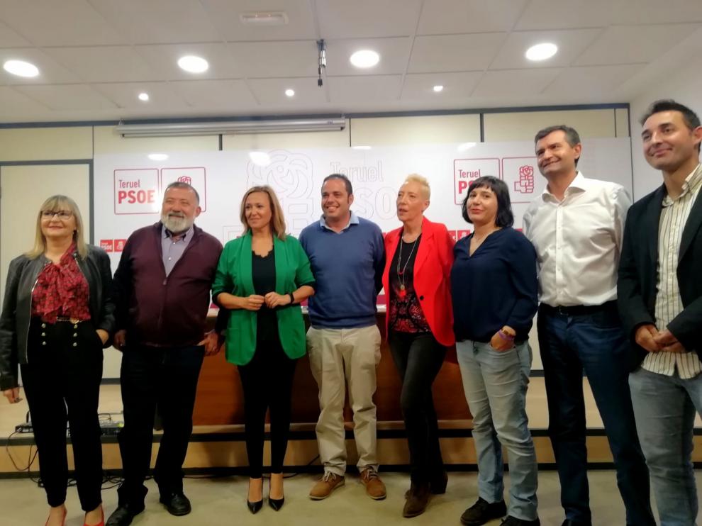 Los candidatos socialistas al 10N con la secretaria general, Mayte Pérez.