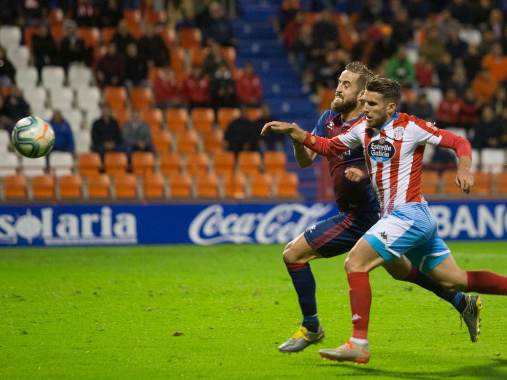 Partido entre el Lugo y la SD Huesca.