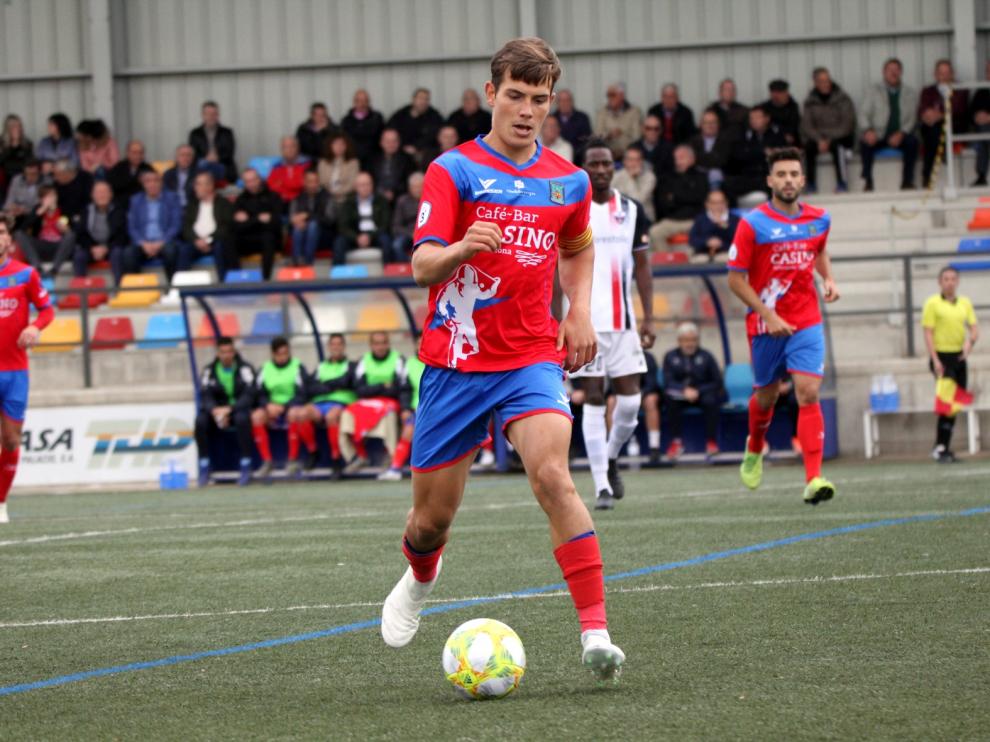 Fútbol. Tercera División- Tarazona vs. Villanueva.