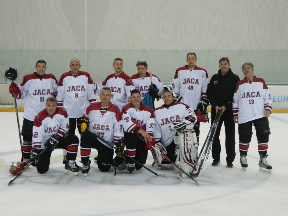 Los veteranos del Jaca 1, campeones del Torneo de Veteranos Ciudad de Jaca.