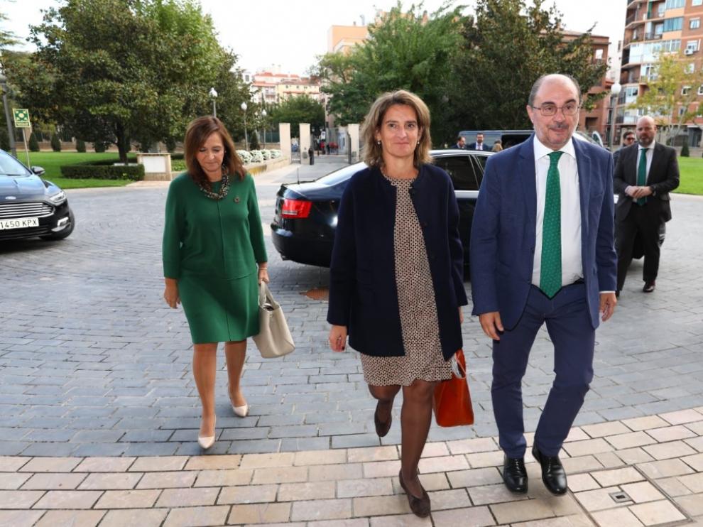 La ministra en funciones, Teresa Ribera, a su llegada a Zaragoza este lunes