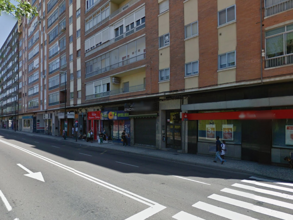 Los hechos tuvieron lugar a la altura del número 96 de la avenida de Cataluña.
