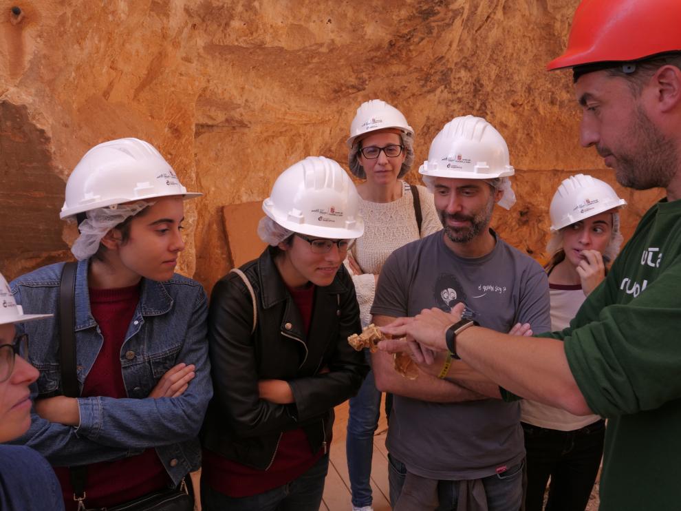 Visita al yacimiento de Atapuerca durante el Congreso de Comunicacion Social de la Ciencia celebrado en Burgos.