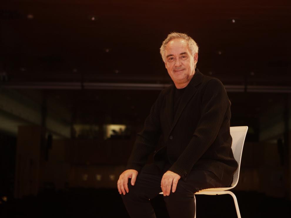Ferran Adrià, en la jornada sobre digitalización de pymes celebrada en Zaragoza.