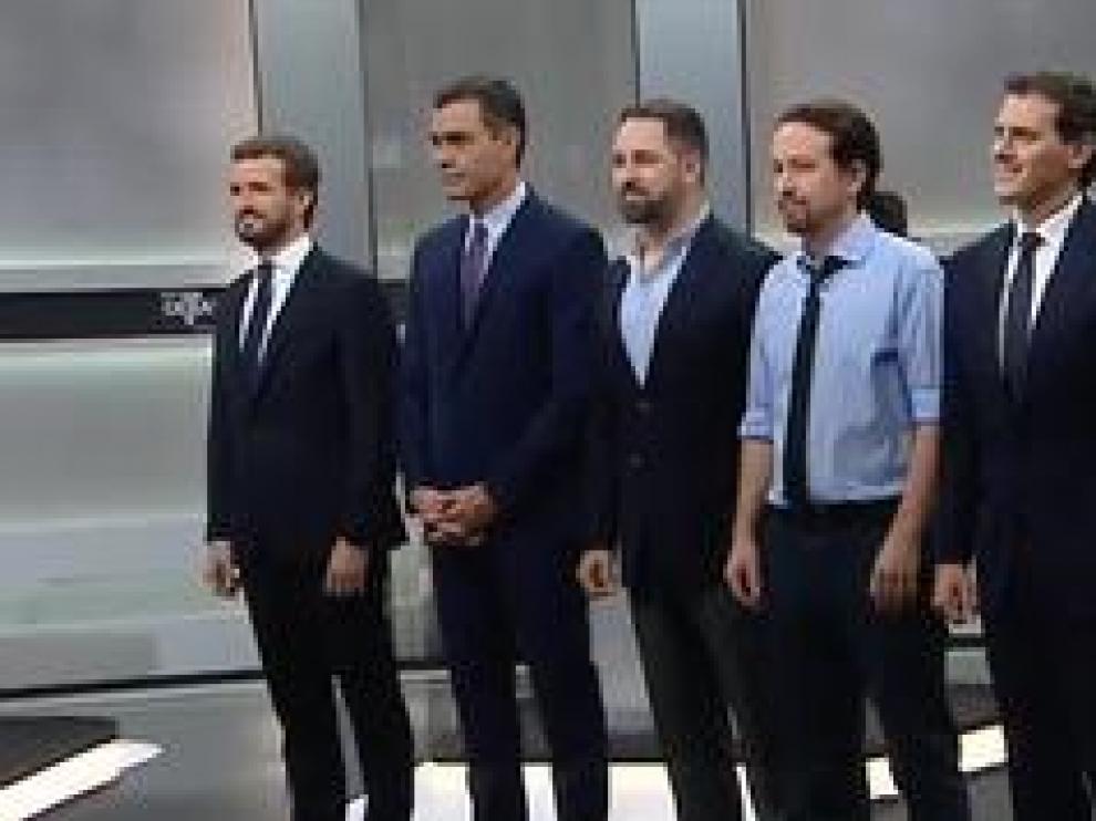 Nada más acabar el debate, los cinco candidatos han realizado las primeras valoraciones. Pedro Sánchez y Albert Rivera han hecho un llamamiento a combatir la abstención. Pablo Casado se ha comprometido en desbloquear el Gobierno. Mientras que Pablo Iglesias y Santiago Abascal se han centrado en los resultados.