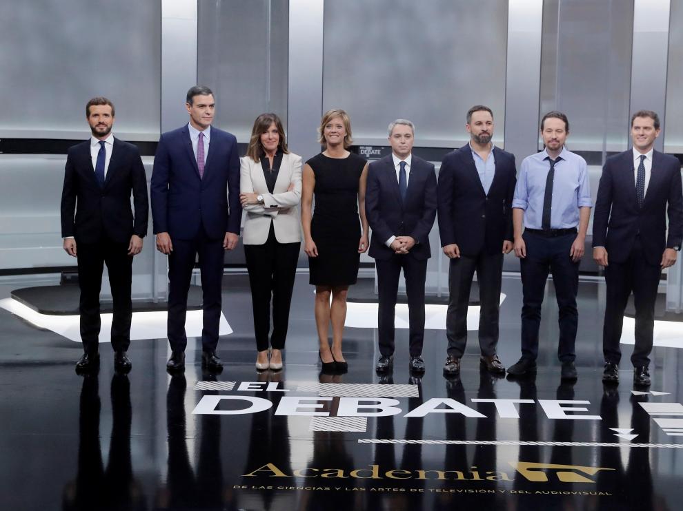 Los candidatos de los principales partidos, durante el debate