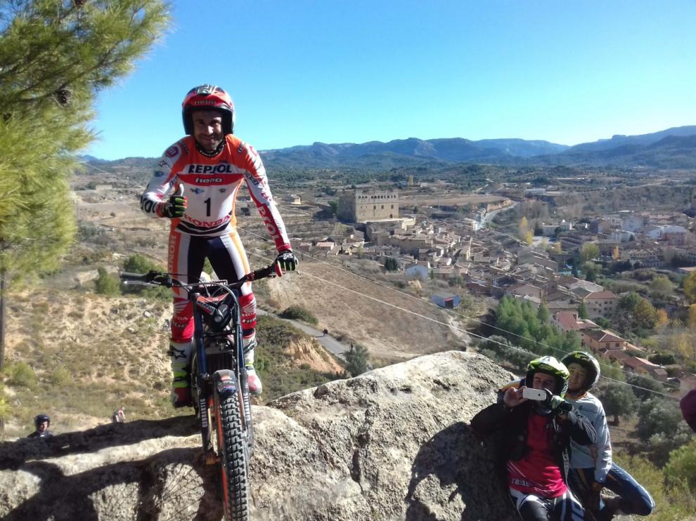 El multicampeón del mundo de trial, Toni Bou, en Valderrobres en el Campeonato de España de 2017