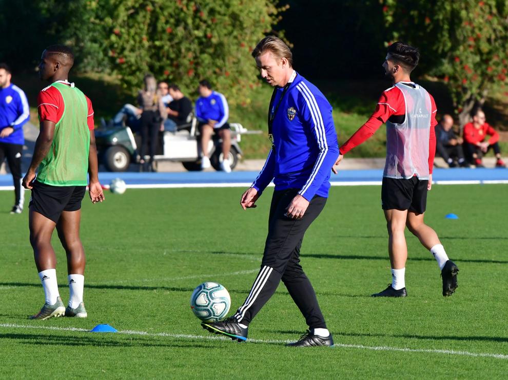 Guti, en su primer entrenamiento en el Almería