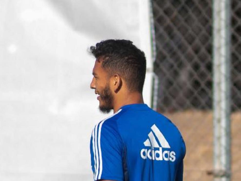 Luis Suárez, camino del gimnasio en solitario.