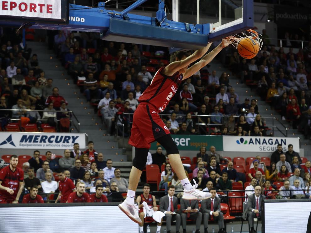 Casademont-Dijon, partido de la Basketbal Champions League.