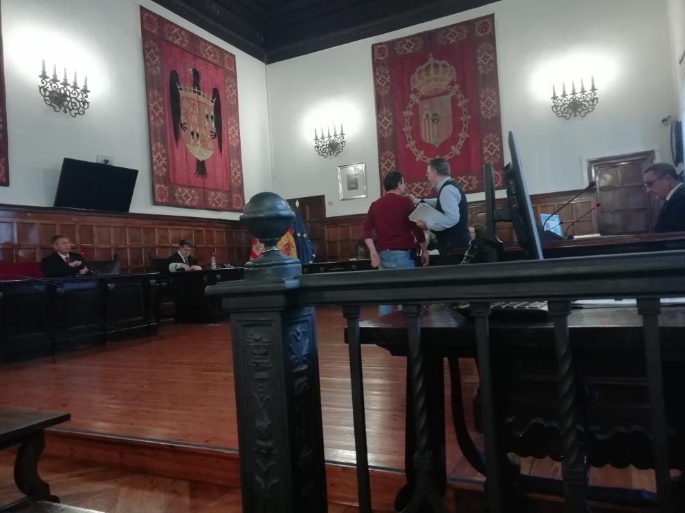 El juicio se celberó ayer en una sala del edificio del Palacio de los Luna, sede del Tribunal Superior de Justicia de Aragón.