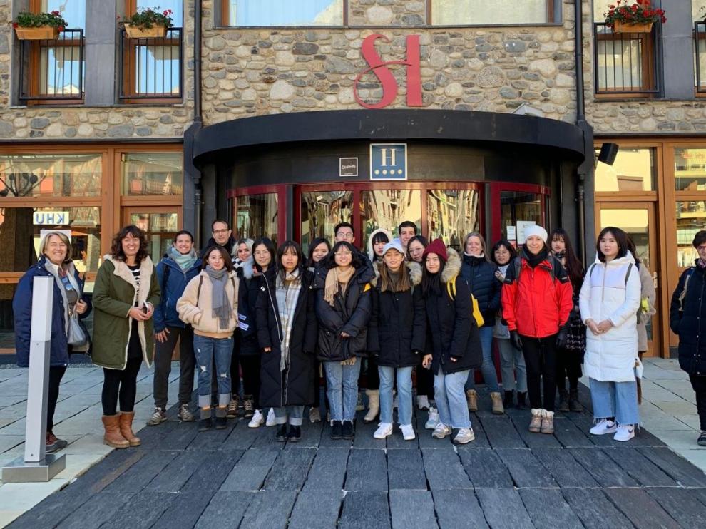 Estudiantes del Máster en Turismo de la Universidad de Zaragoza en Benasque.